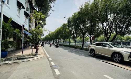 BÁN NHÀ PHÚ NHUẬN HXH 6M  60M2 NỞ HẬU 5M DC XÂY 5 TẦNG BTCT  HUỲNH VĂN BÁNH 9.9 TỶ.