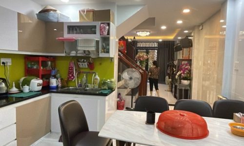 BÁN NHÀ PHÚ NHUẬN HXH 68M2 NGANG 4M 4 TẦNG 5 PHÒNG NGỦ NGUYỄN CÔNG HOAN 10.9 TỶ.