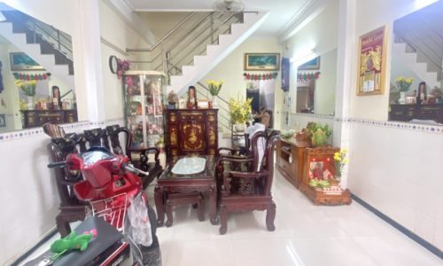 BÁN NHÀ PHÚ NHUẬN HXH 50M2 NGANG 4M 3 TẦNG 3 PHÒNG NGỦ KHU VIP LÊ VĂN SỸ 7.5 TỶ.