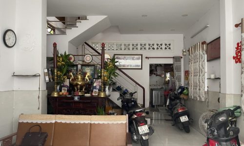 BÁN NHÀ BÌNH THẠNH SÁT MẶT TIỀN 60M2 4 TẦNG 5 PHÒNG NGỦ NGANG 4M PHAN VĂN TRỊ 5.5 TỶ.