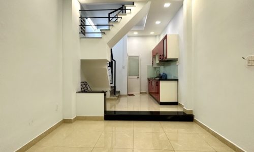 BÁN NHÀ QUẬN 3 30M2 NGANG 3.5 2 TẦNG BTCT 2 PN TRUNG TÂM QUẬN 3 HUỲNH TỊNH CỦA 3.2 TỶ.