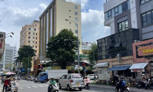 BÁN NHÀ QUẬN 3 SÁT MẶT TIỀN 40M2 3 TẦNG 3 PHÒNG NGỦ SỔ VUÔNG KỲ ĐỒNG 4.95 TỶ.