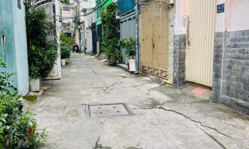 BÁN NHÀ PHÚ NHUẬN SÁT HXH 30M2 3 TẦNG 3 PHÒNG NGỦ KHU DÂN TRÍ NGUYỄN KIỆM 2.75 TỶ.