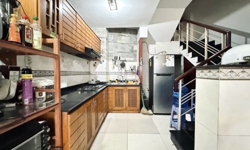 BÁN NHÀ BÌNH THẠNH OTO VÀO NHÀ 42M2 NGANG 4M 5 TẦNG 3 PN HẺM THÔNG PHAN VĂN TRỊ GẤP BÁN  6.1 TỶ.