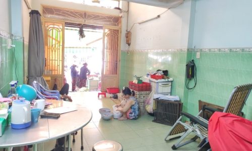 BÁN NHÀ MẶT TIỀN 60M2 4 TẦNG 6 PN KINH DOANH ĐỈNH SÁT QUẬN 1 VŨ TÙNG 14 TỶ.