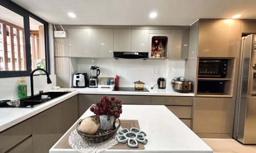 BÁN NHÀ MẶT TIỀN 40M2 6 TẦNG NGANG 4,5M 3 PN KINH DOANH ĐỈNH TT QUẬN 3 LÊ VĂN SỸ 9.4 TỶ.