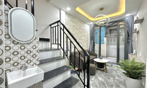 BÁN NHÀ PHÚ NHUẬN HXH 20M2 3 TẦNG 2 PN ĐẸP LUNG LINH DÂN TRÍ CAO HỒ BIỂU CHÁNH 3.6 TỶ.