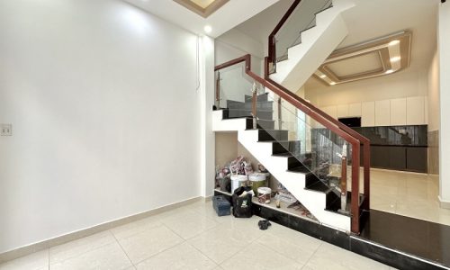 BÁN NHÀ PHÚ NHUẬN 40M2 HXH 4 TẦNG NGANG 4M 5PN HẺM KD THÔNG THÍCH QUẢNG ĐỨC 6.4 TỶ.