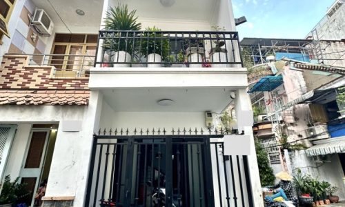 BÁN NHÀ BÌNH THẠNH OTO VÀO NHÀ 54M2 2 TẦNG ĐẸP Ở NGAY SÁT MT KD ĐỈNH PHAN VĂN TRỊ 7.4 TỶ.