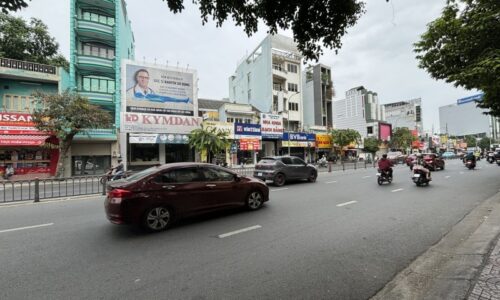 BÁN NHÀ MẶT TIỀN 50M2 4 TẦNG 5 PN NGANG GẦN 4M KD ĐỈNH BẠCH ĐẰNG 10.6 TỶ.