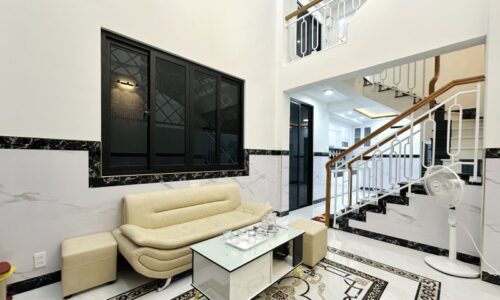 BÁN NHÀ PHÚ NHUẬN HXH 50M2 4 TẦNG NGANG 4M 4 PN ĐẸP DÂN TRÍ THÍCH QUẢNG ĐỨC 7,6 TỶ.