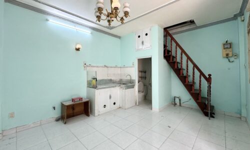 BÁN NHÀ PHÚ NHUẬN HBG 30M2 2 TẦNG NGANG 5M SÁT MT DÂN TRÍ NGUYỄN TRỌNG TUYỂN 3.7 TỶ.