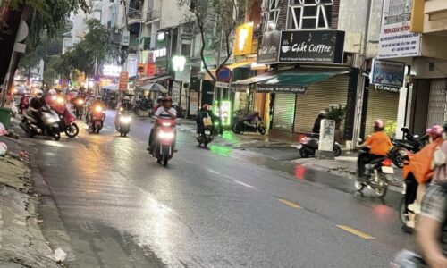 BÁN NHÀ MẶT TIỀN 45M2 5 TẦNG NGANG 5M KD ĐỈNH GẤP BÁN HIẾM NGUYỄN THÁI BÌNH 9 TỶ.