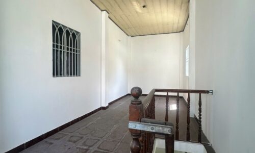 BÁN NHÀ BÌNH THẠNH HẺM 4M 60M2 3 TẦNG 3 PN HẺM THÔNG VẠN KIẾP 5.5 TỶ.