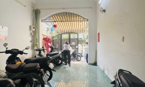 BÁN NHÀ TÂN BÌNH HXH 90M2 3 TẦNG NGANG 5M CHDV 10 PN DÒNG TIỀN HOÀNG SA 10.1 TỶ.