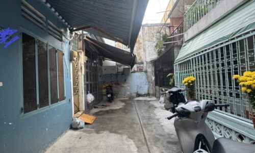 BÁN NHÀ TÂN BÌNH HXH 65M2 2 TẦNG NGANG 4.5M NỞ HẬU  SÁT MT NGUYỄN HỒNG ĐÀO 7.9 TỶ.