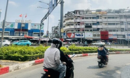 BÁN NHÀ MẶT TIỀN 55M2 4 TẦNG 6PN KD ĐỈNH LÊ QUANG ĐỊNH 10.8 TỶ.