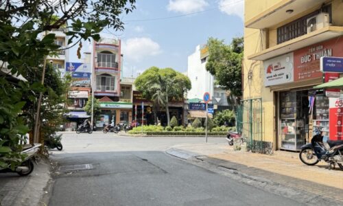 BÁN NHÀ PHÚ NHUẬN HXH KD ĐỈNH 50M2 2 TẦNG 3 PN HẺM THÔNG PHAN TÂY HỒ 6.35 TỶ.