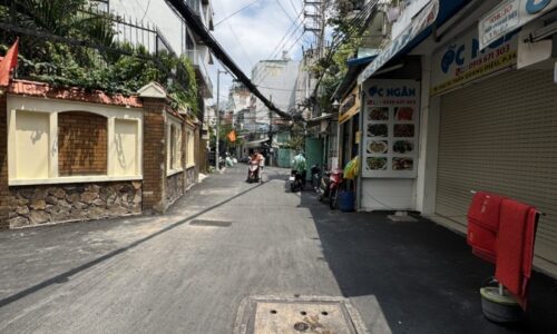 BÁN NHÀ QUẬN 3 OTO VÀO NHÀ 50M2 3 TẦNG NGANG 4M KD ĐỈNH TRẦN QUANG DIỆU 10.9 TỶ.