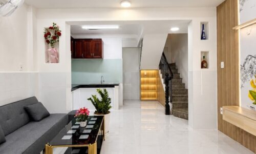 BÁN NHÀ BÌNH THẠNH HXH 30M2 4 TẦNG 4 PN ĐẸP LL SÁT MT PHAN VĂN TRỊ 5.4 TỶ.